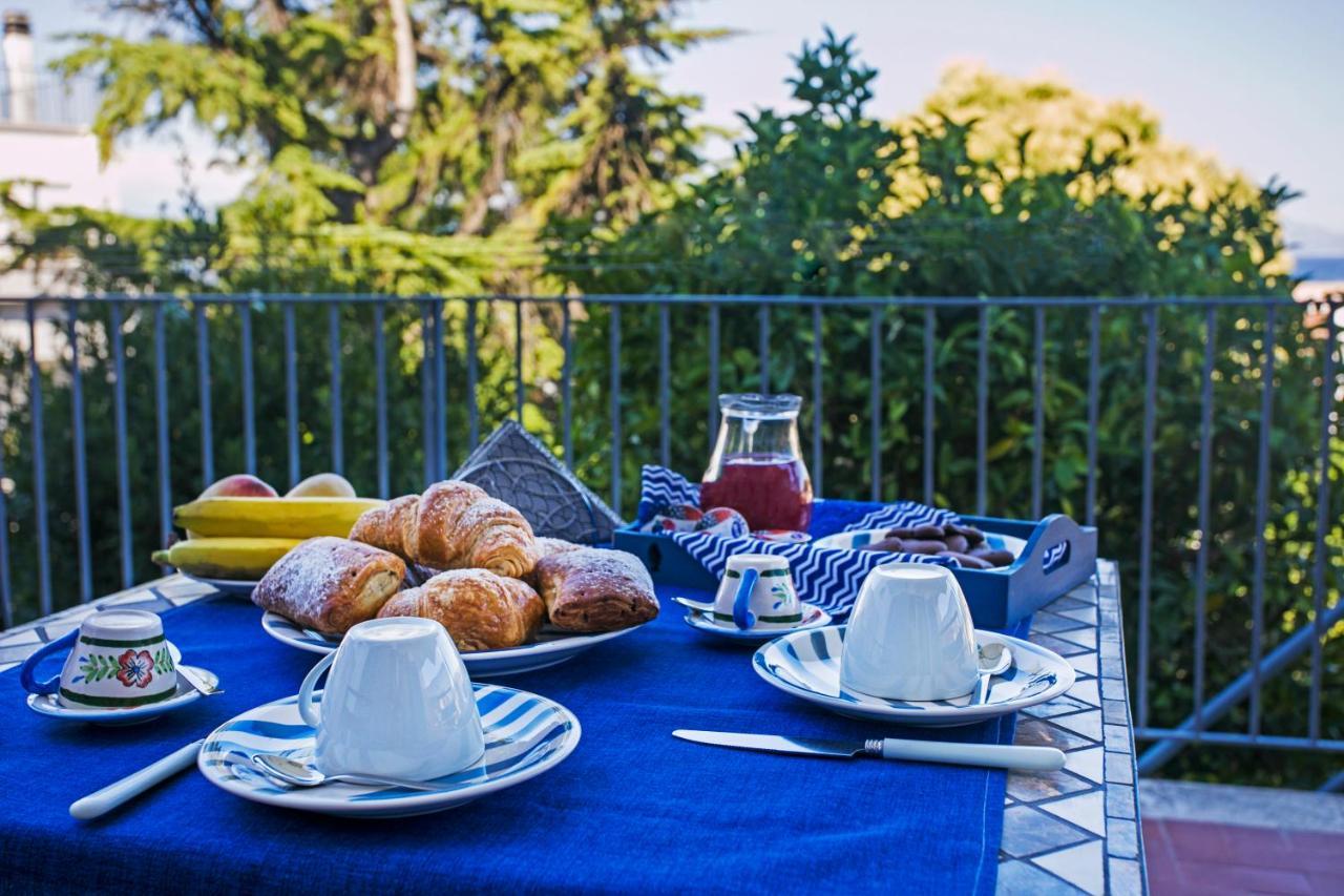 B&B Al Blu Gaeta Eksteriør billede